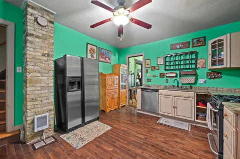 $239,900 | 2903 West Mc Kinley Boulevard, Milwaukee, WI 53208