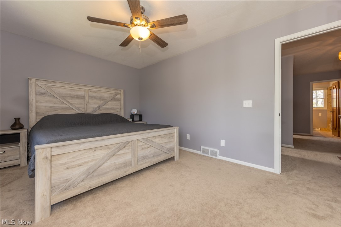 1092 Gordon Road Lyndhurst, OH 44124 - Photo 21 of 35