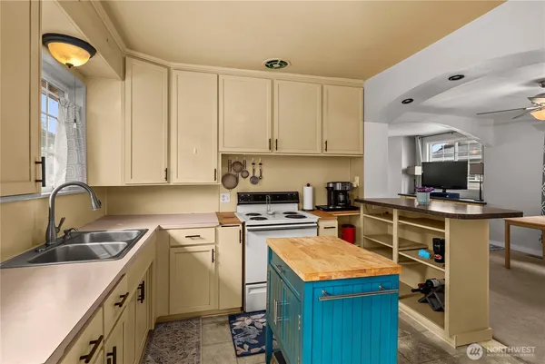 $325,000 | 3805 A Street, Tacoma, WA 98418