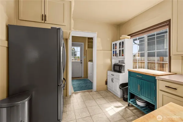 $325,000 | 3805 A Street, Tacoma, WA 98418