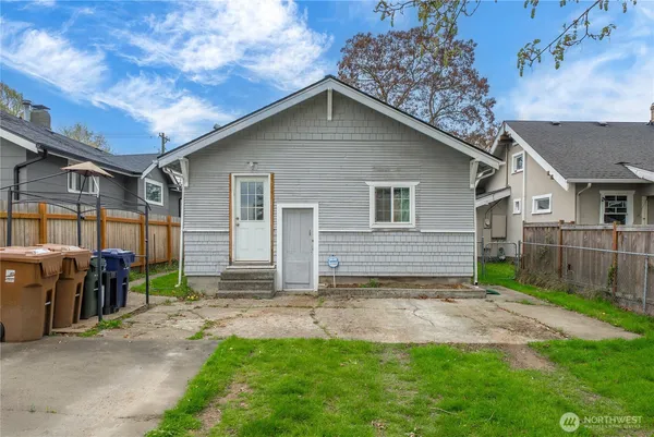 $325,000 | 3805 A Street, Tacoma, WA 98418
