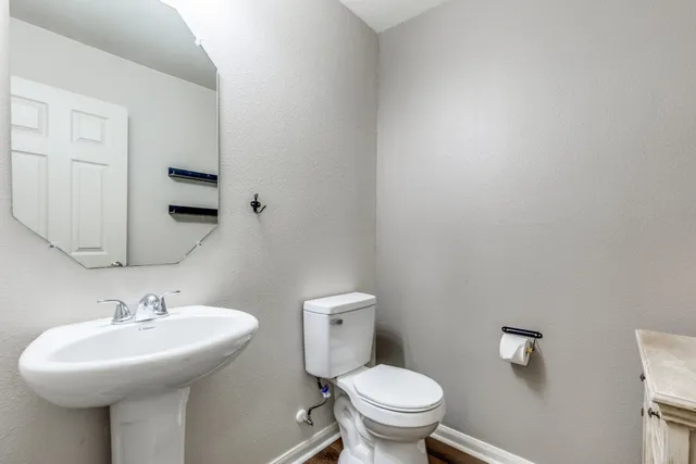 $264,999 | 13708 Sierra Wind Lane, Elgin, TX 78621