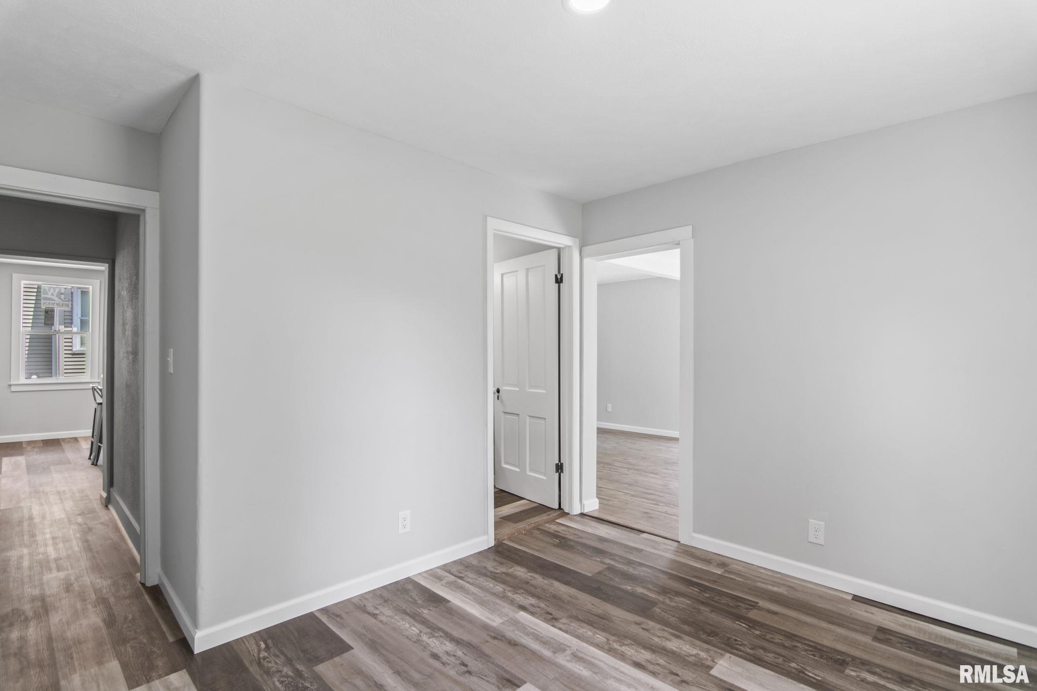 718 South State Street Springfield, IL 62704 - Photo 13 of 33