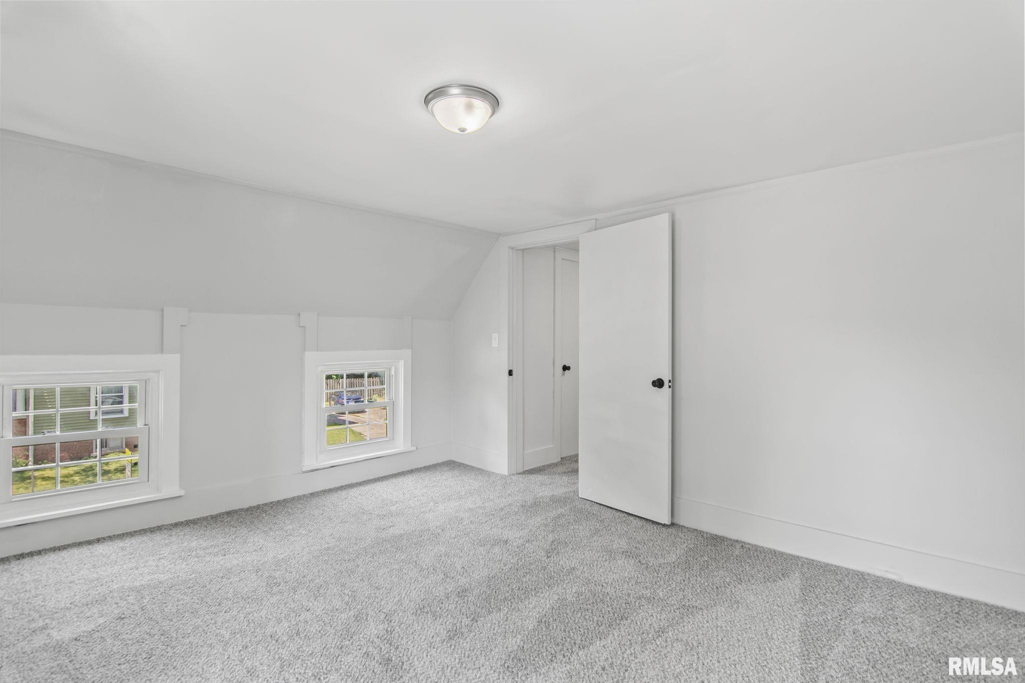718 South State Street Springfield, IL 62704 - Photo 27 of 33
