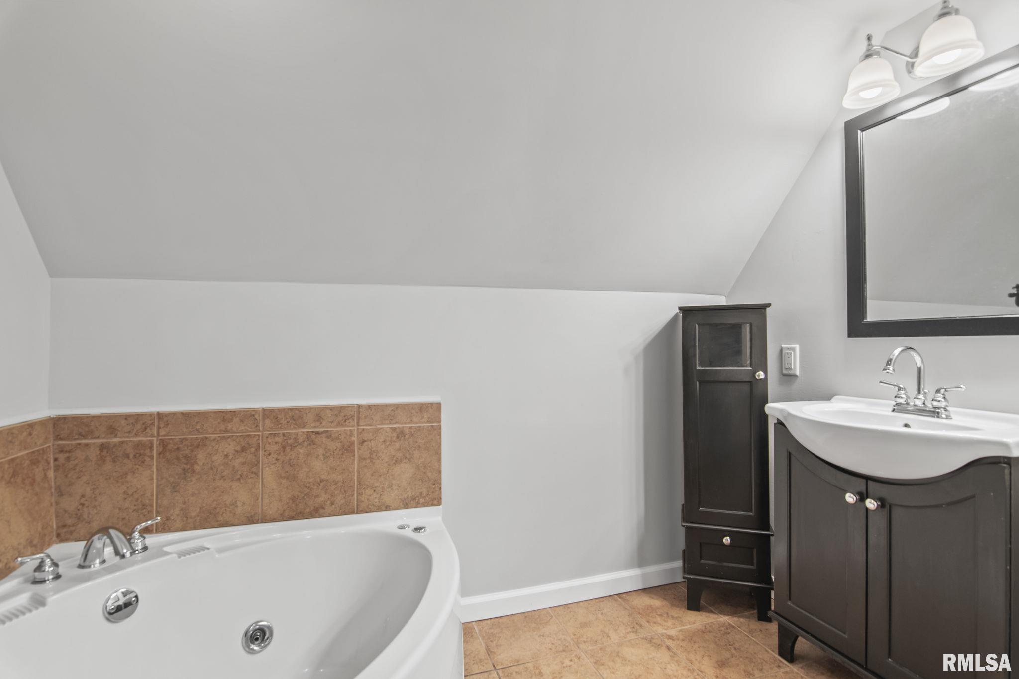 718 South State Street Springfield, IL 62704 - Photo 29 of 33