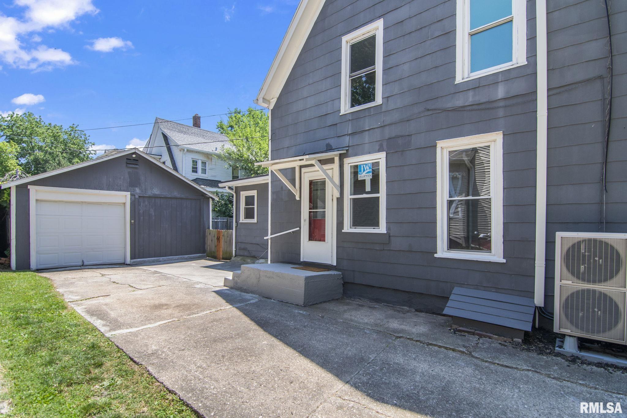 718 South State Street Springfield, IL 62704 - Photo 32 of 33