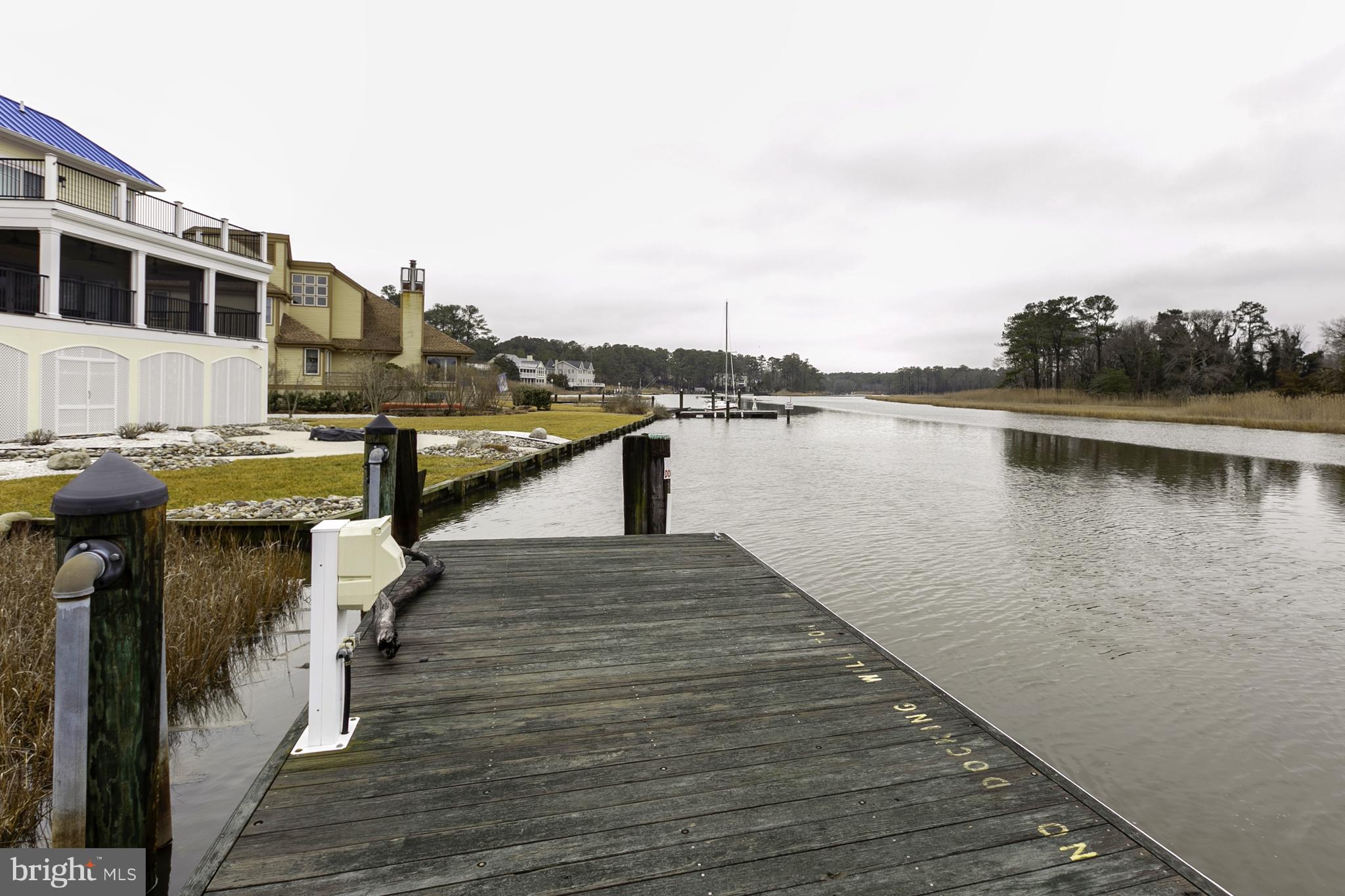 27 Harbor Road, Unit 6 Rehoboth Beach, DE 19971 - Photo 18 of 20 Dock