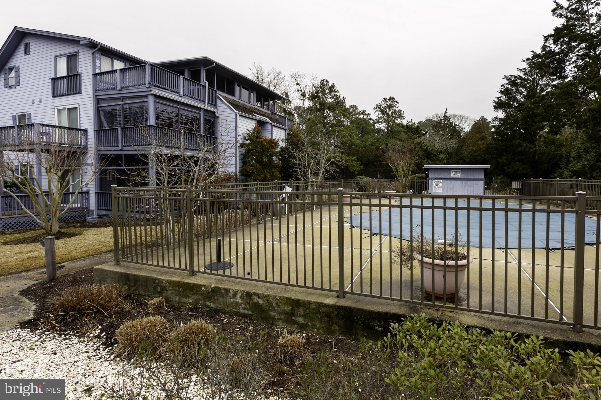 27 Harbor Road, Unit 6 Rehoboth Beach, DE 19971 - Photo 6 of 20 Gallery Image 6