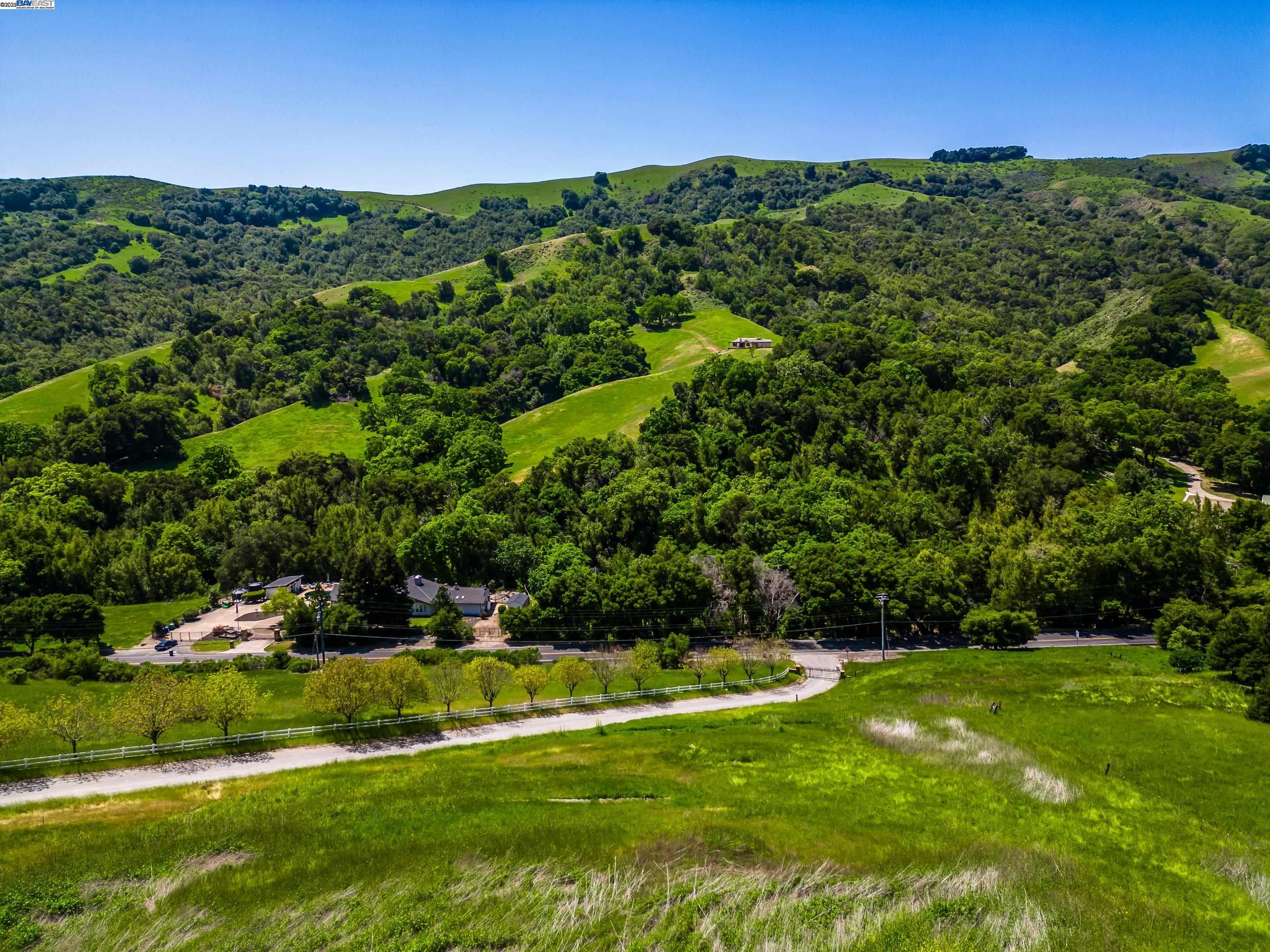 0 Bollinger Estates San Ramon, CA 94583 - Photo 14 of 17 a view of a lush green field