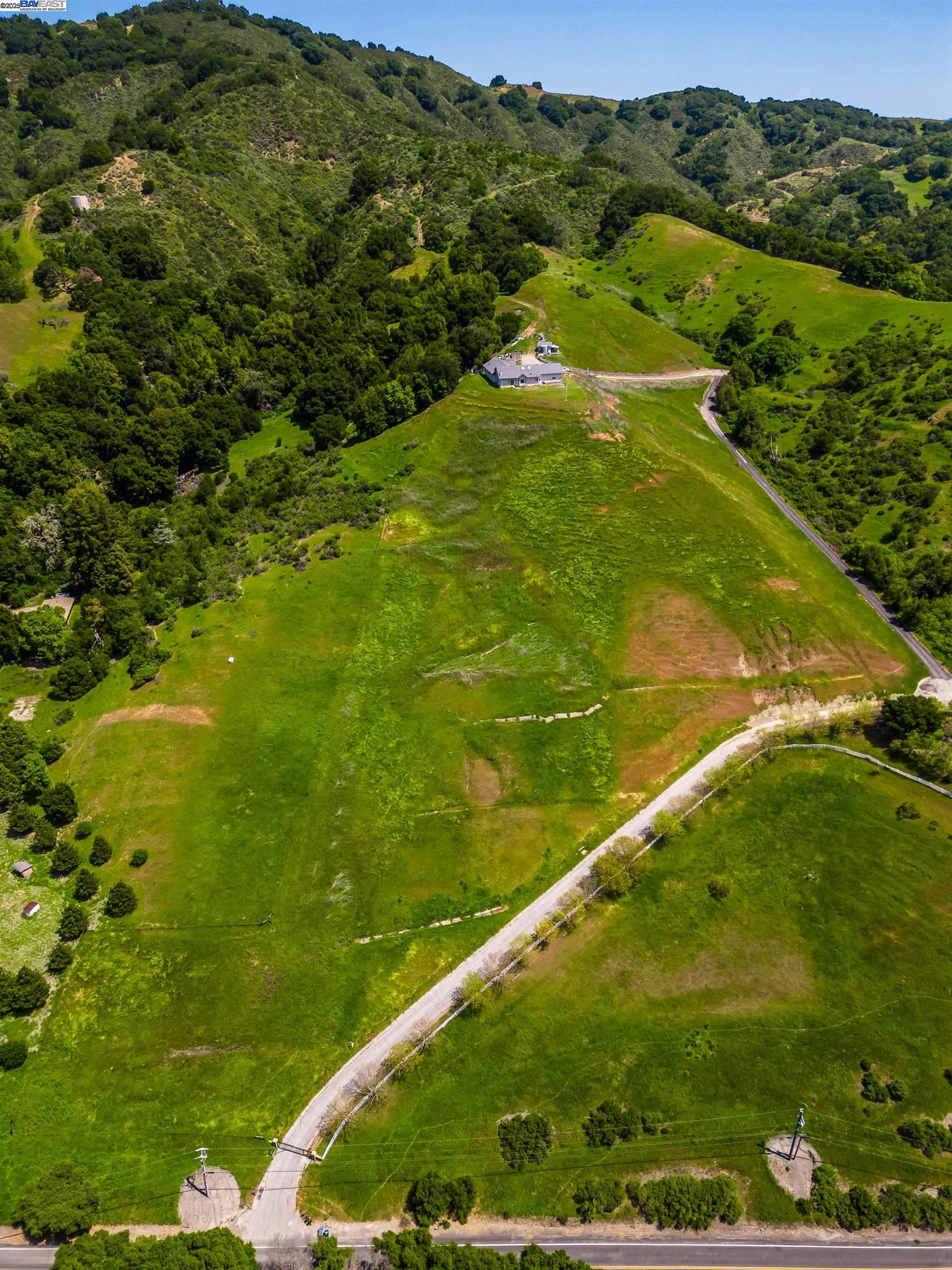 0 Bollinger Estates San Ramon, CA 94583 - Photo 4 of 17 a view of a field with an ocean view