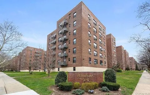$245,000 | 73-11 Bell Boulevard, Unit 2C | Oakland Gardens
