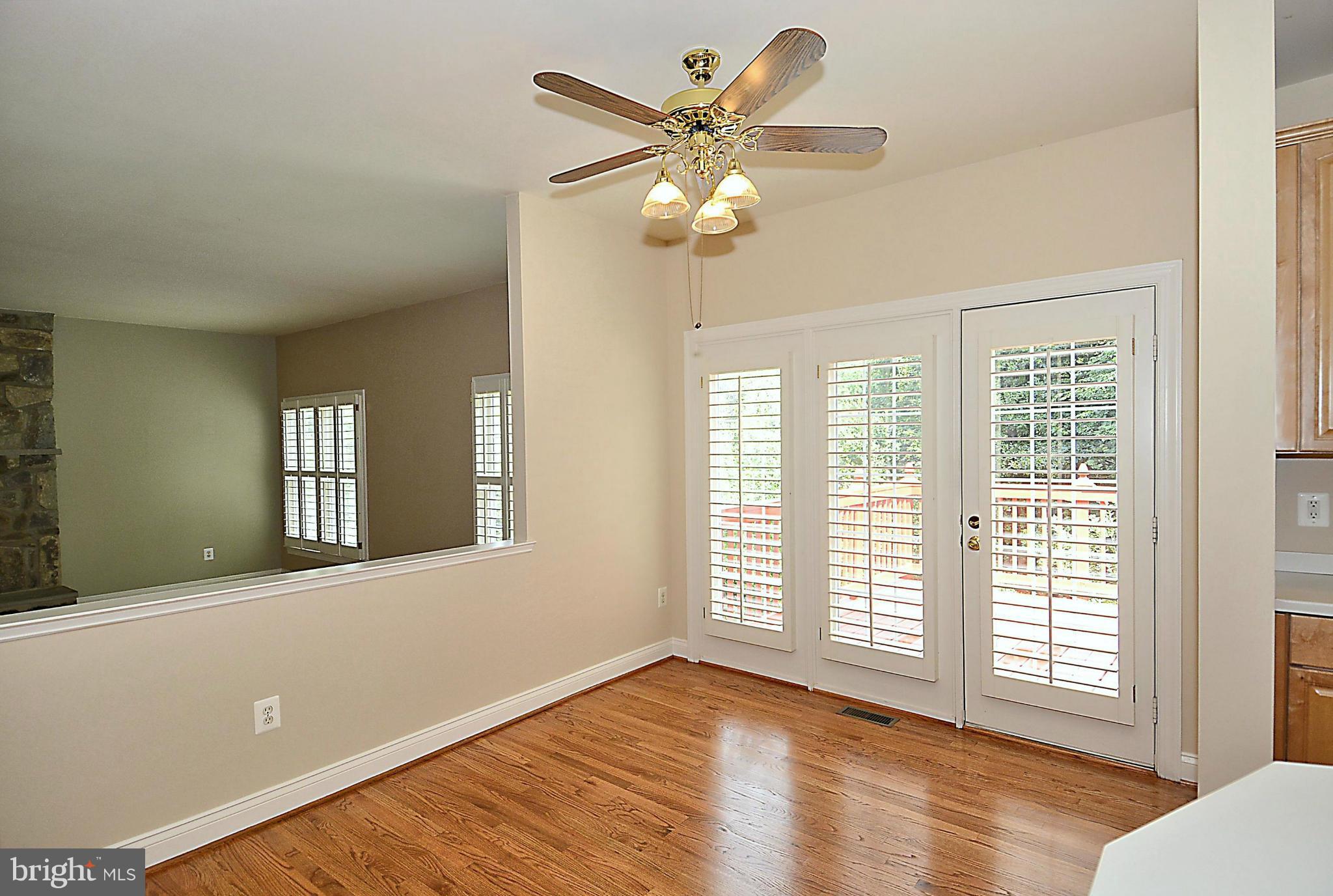 8763 Center Road Springfield, VA 22152 - Photo 4 of 30 Kitchen