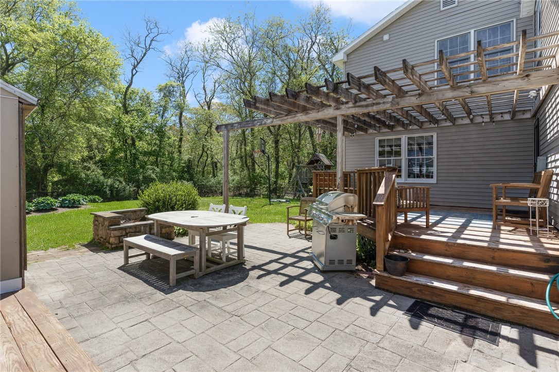 48 Pierce Road North Kingstown, RI 02874 - Photo 37 of 45 Gallery Image 37