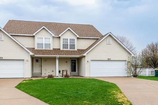 $340,000 | 223 Huntington Court, Shorewood, IL 60404