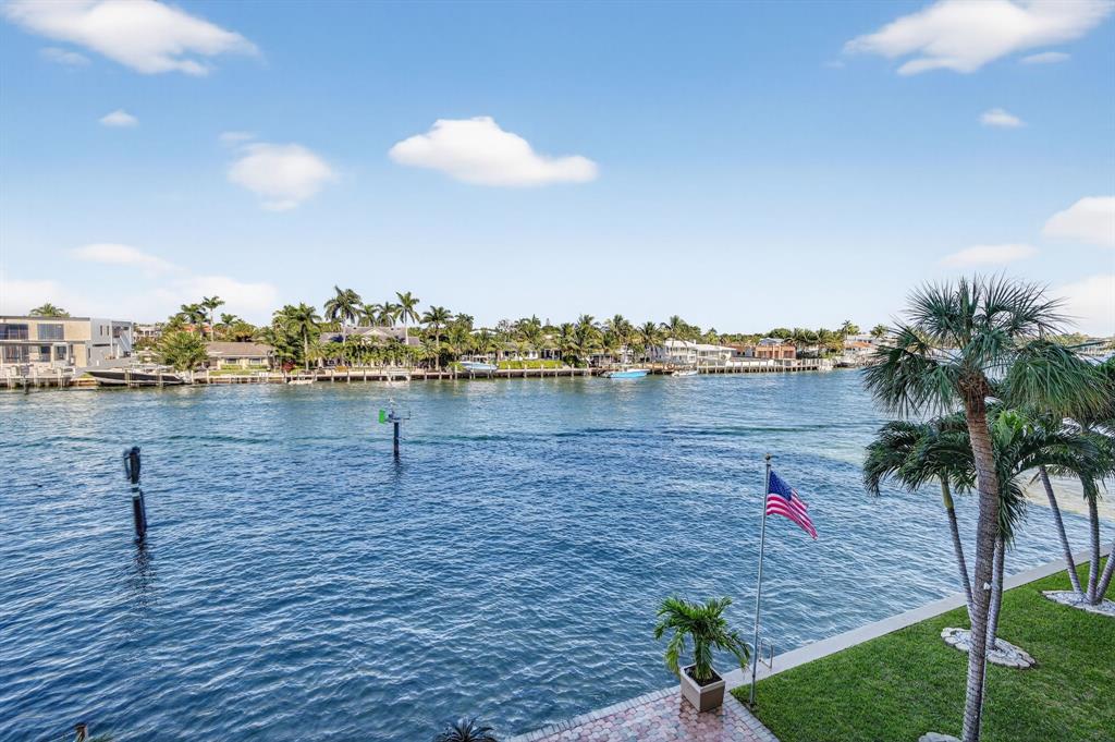2611 North Riverside Drive, Unit 304 Pompano Beach, FL 33062 - Photo 26 of 61 a view of outdoor space and yard