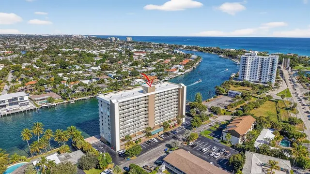 $324,900 | 2611 North Riverside Drive, Unit 304, Pompano Beach, FL 33062