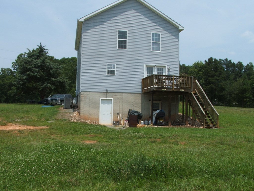 9625 Lunenburg County Road Keysville, VA 23947 - Photo 5 of 87 Gallery Image 5