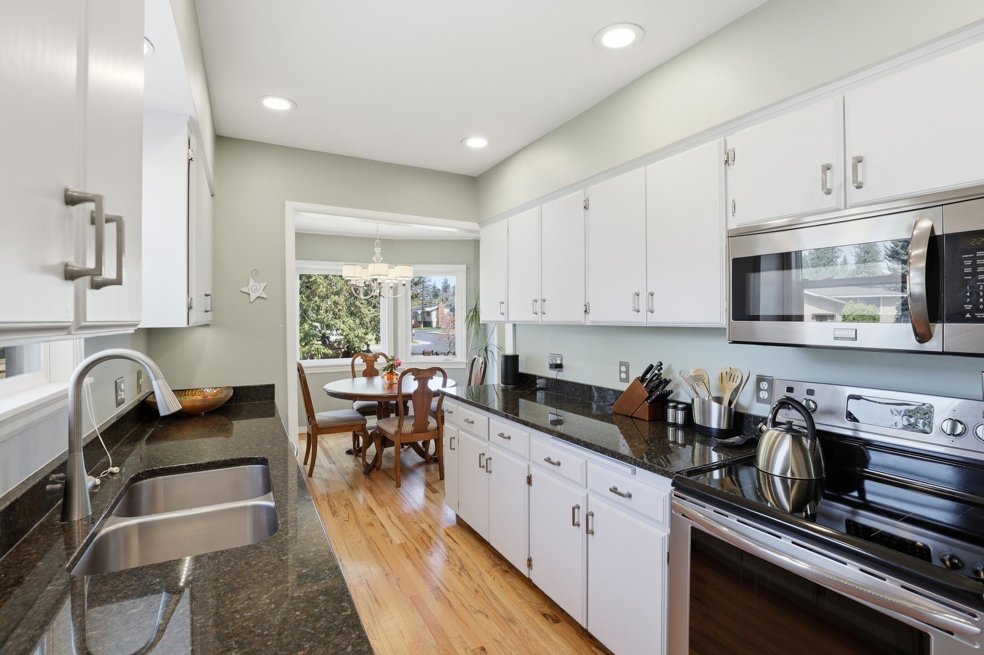 3534 West Wellesley Avenue Spokane, WA 99205 - Photo 7 of 45
