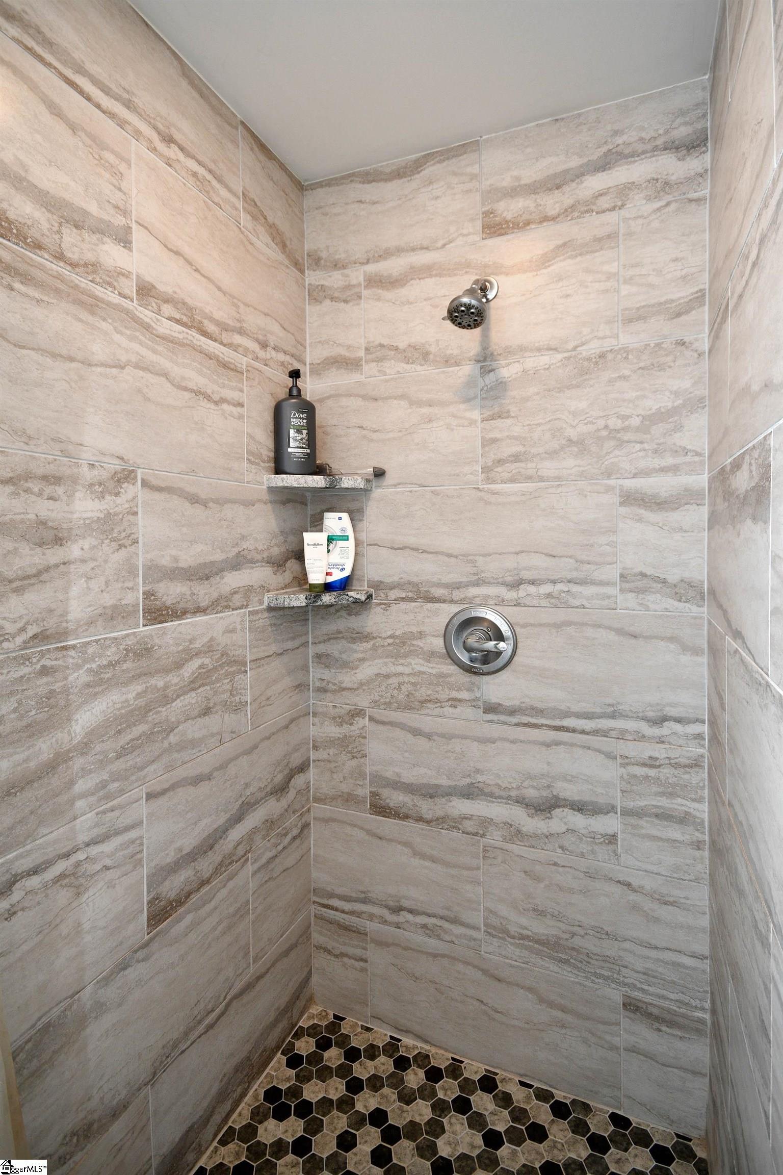 4 Stallings Road Taylors, SC 29687 - Photo 27 of 35