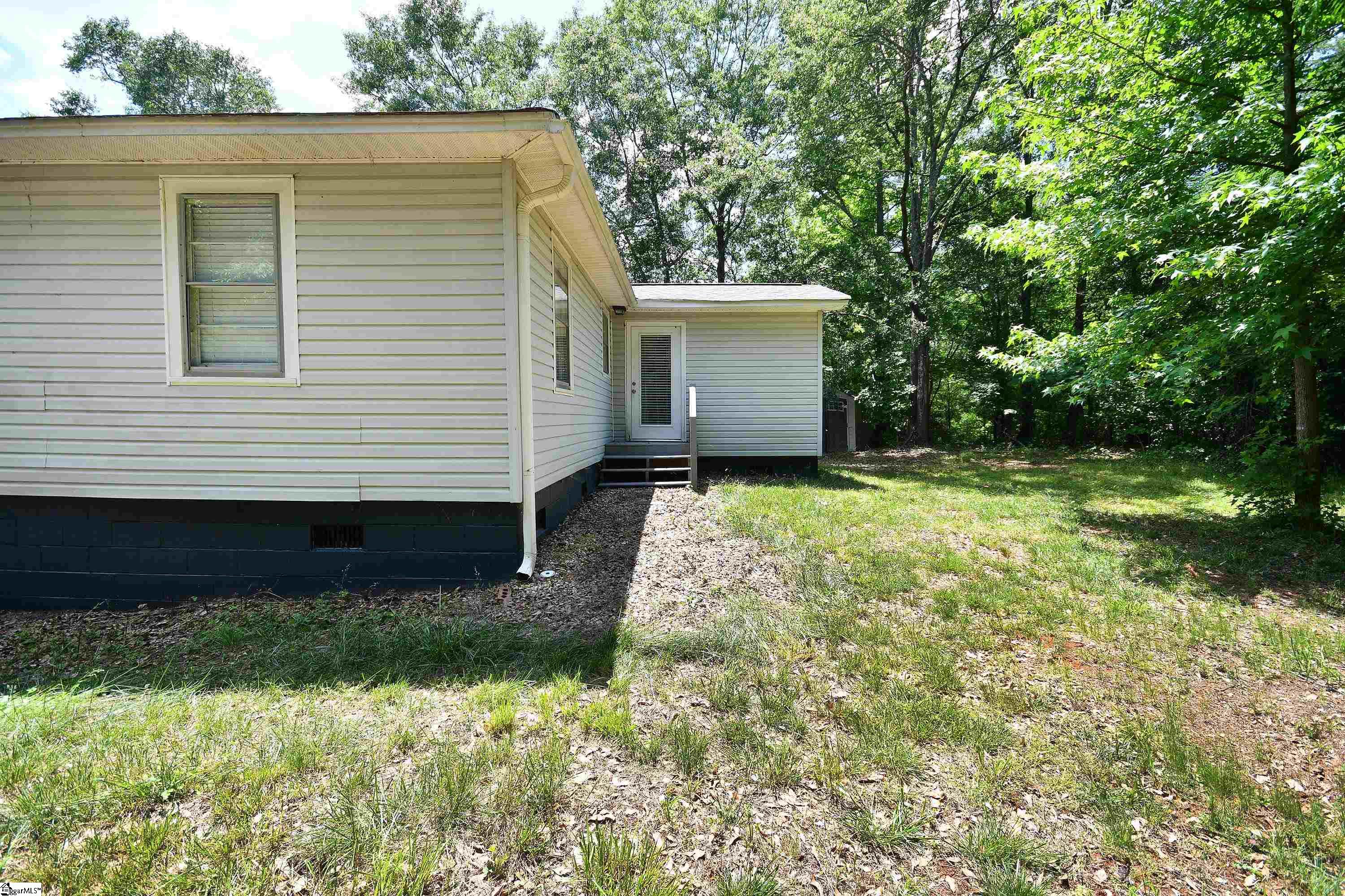 4 Stallings Road Taylors, SC 29687 - Photo 28 of 35