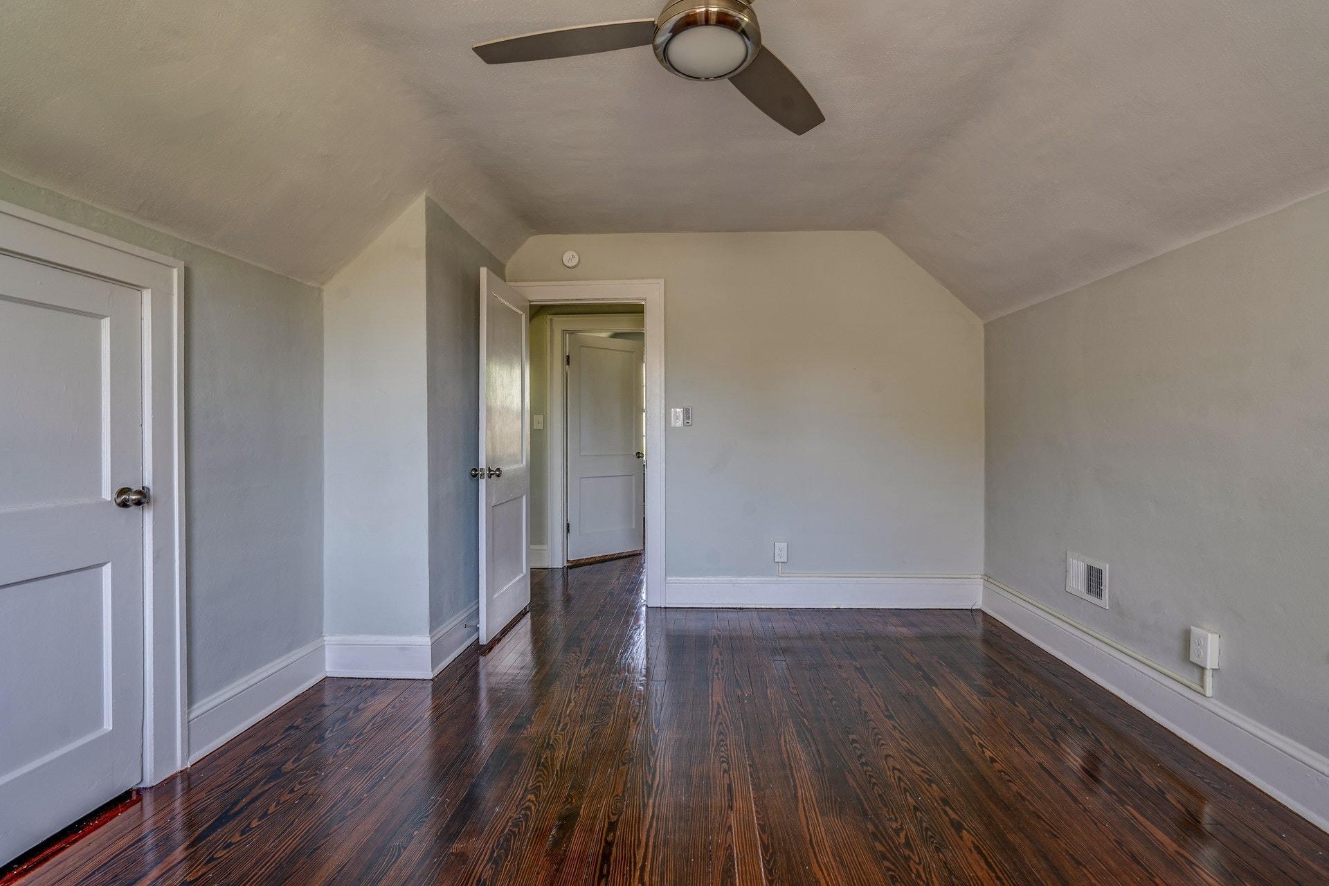 2517 Tillett Road Southwest Roanoke, VA 24015 - Photo 13 of 28 017-308443-DSC09621_2_3_4_5_7598085