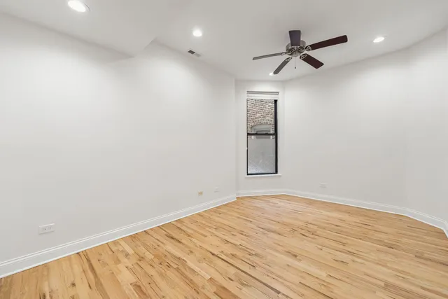 $295,000 | 2354 South Oakley Avenue, Unit B2, Chicago, IL 60608