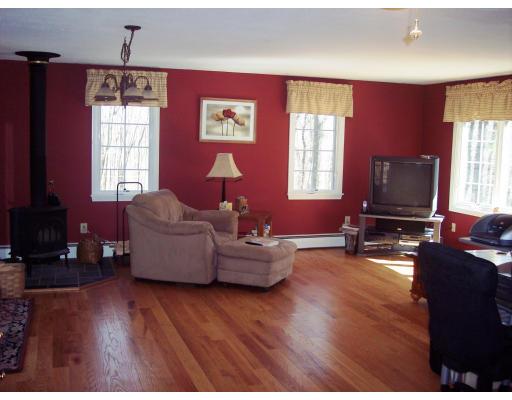 40 Allen Road Belchertown, MA 01007 - Photo 15 of 30 Gallery Image 15
