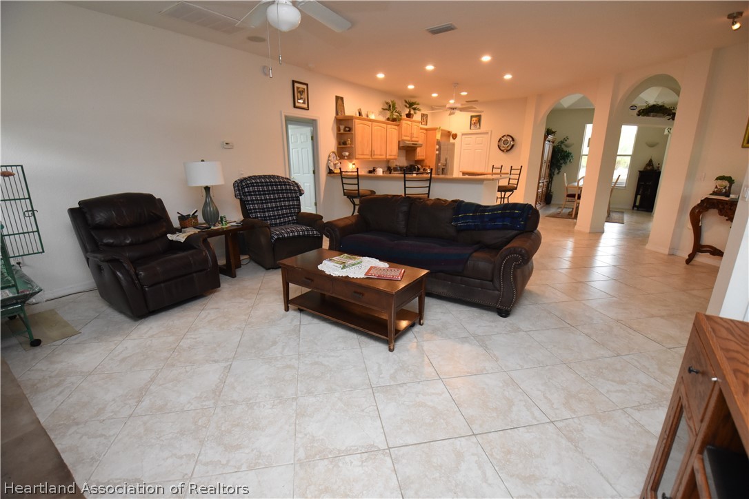 328 Mini Road Sebring, FL 33870 - Photo 3 of 35 Gallery Image 3