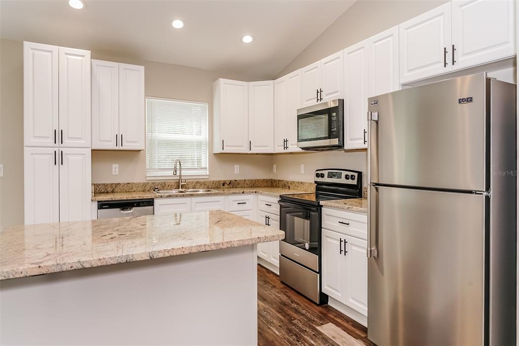 5276 Southwest 165th St Road Ocala, FL 34473 - Photo 6 of 14 Gallery Image 6
