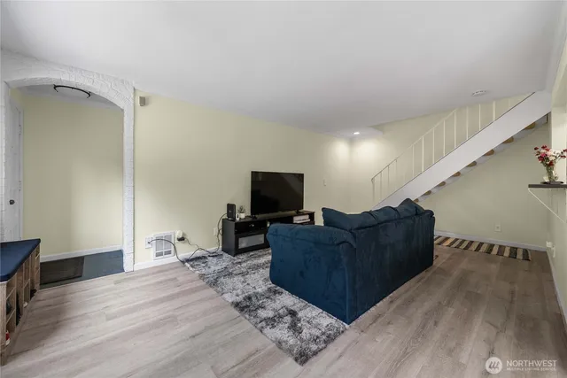 $279,000 | 2822 Garden Court, Unit B, Steilacoom, WA 98388