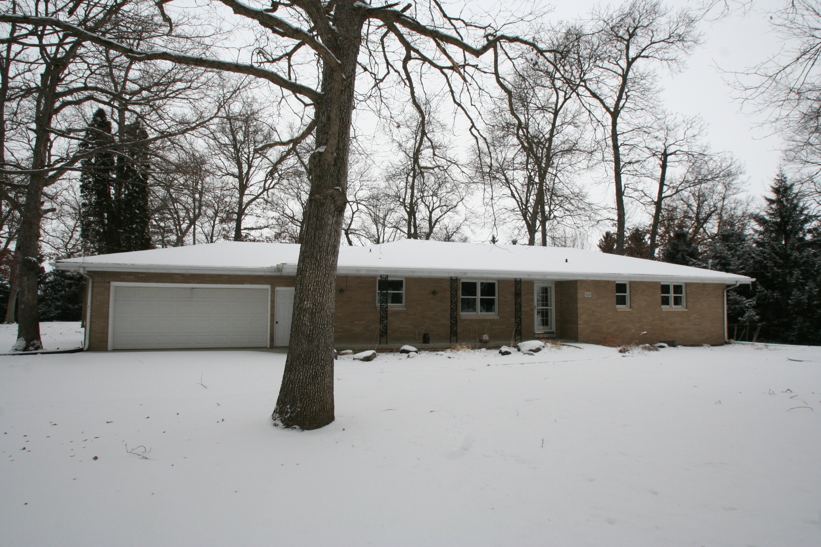 28224 Kentuckiana Road Mackinaw, IL 61755 - Photo 1 of 24