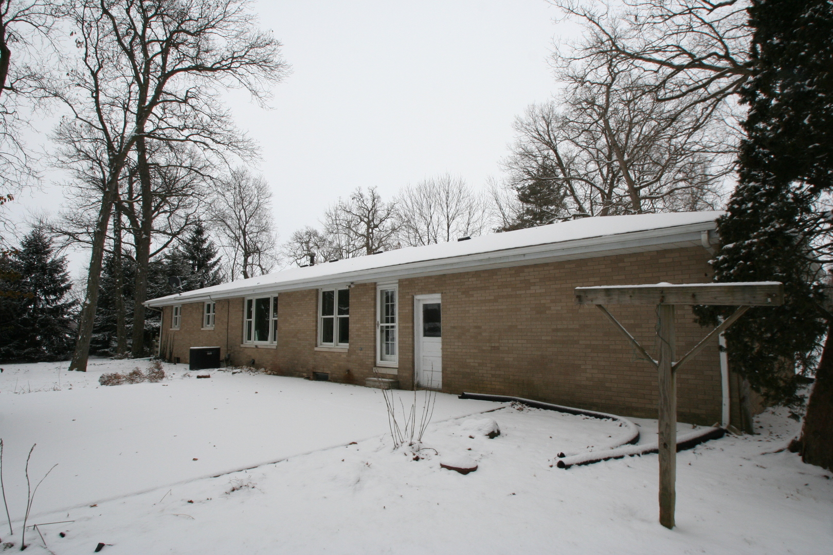 28224 Kentuckiana Road Mackinaw, IL 61755 - Photo 5 of 24