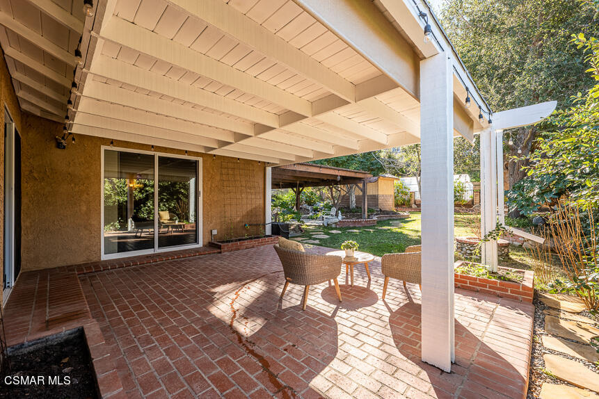 13680 Bear Valley Road Moorpark, CA 93021 - Photo 25 of 50 a front view of a house with garden