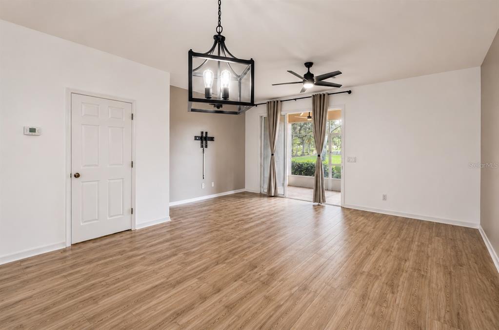 1636 West Spring Meadow Loop Lecanto, FL 34461 - Photo 4 of 31