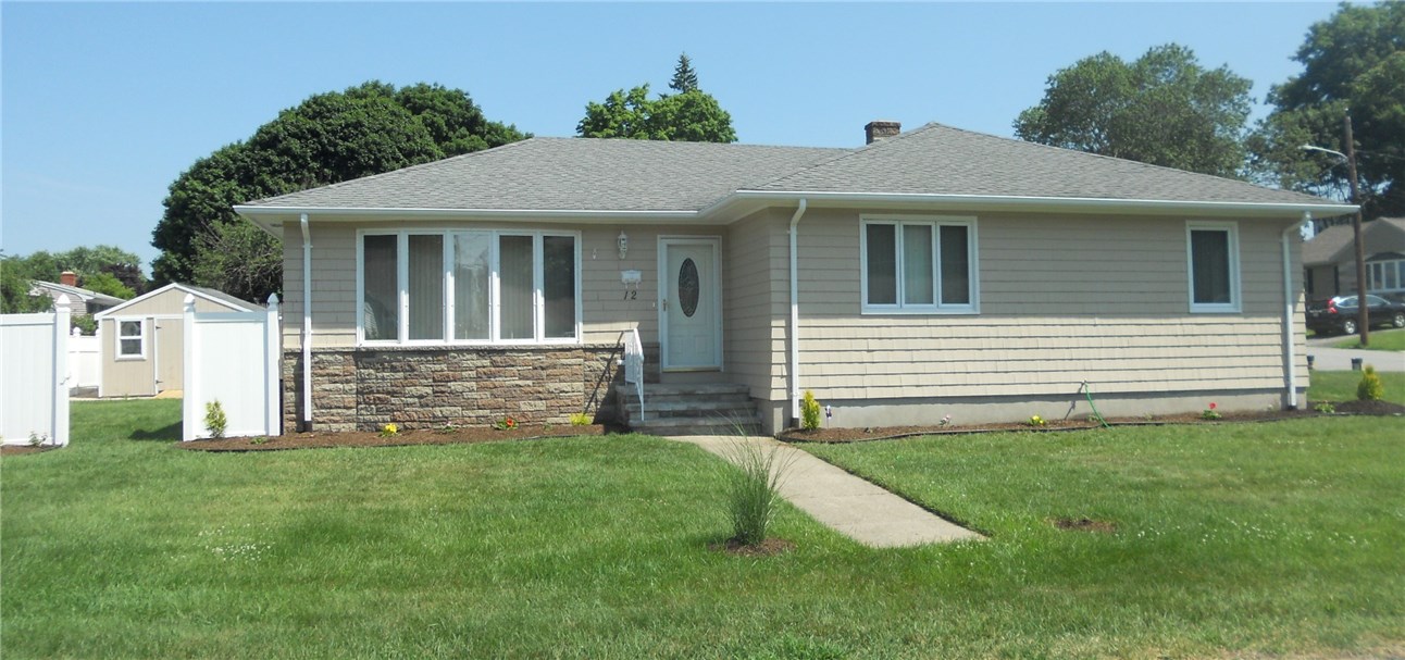 FRESHLY PAINTED HIP ROOF RANCH ON 9200 SQUARE FOOT CORNER NICELY LANDSCAPED,12 X 12 REAR YARD SHED, WITH DRIVE IN RAMP FOR RIDING LAWN MOWER, FENCED IN REAR YARD WITH 2 LOCKING GATES, ON EITHER SIDE OF THE YARD. APPROX 1500 SQUARE FEET OF LIVING SPACE(1498)