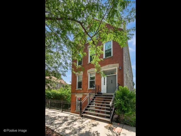 $2,500 | 1530 North Throop Street, Unit 1, Chicago, IL 60642
