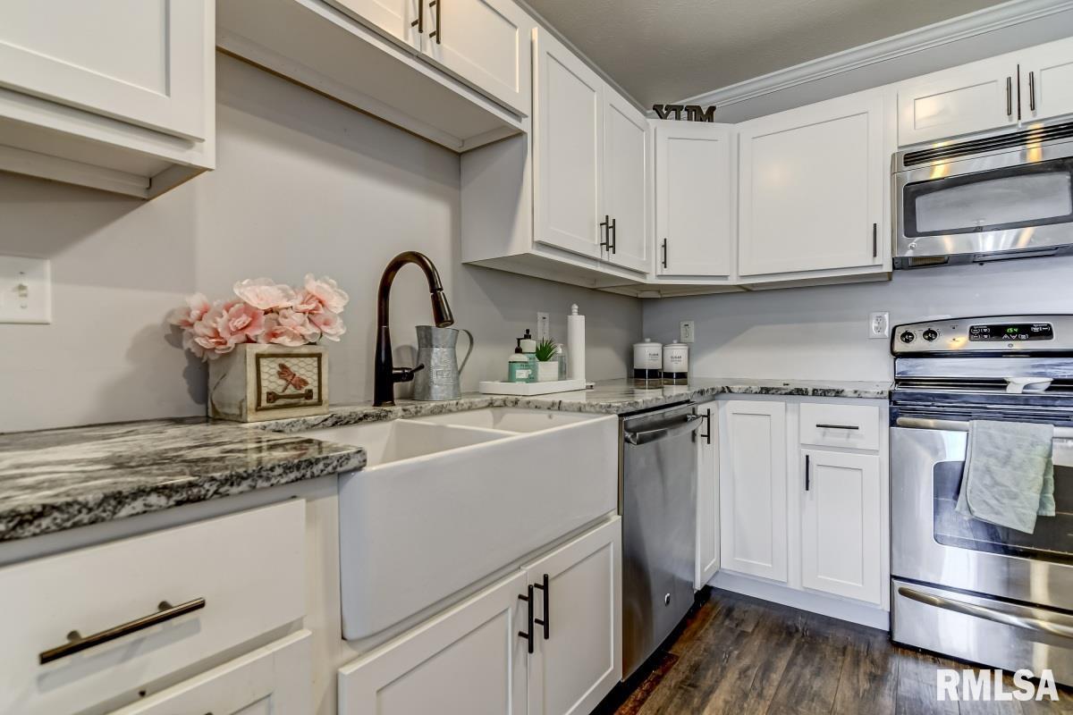 3004 Andy Road Springfield, IL 62702 - Photo 7 of 24
