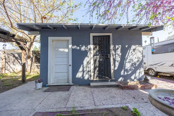 $379,800 | 3463 East Kerckhoff Avenue, Fresno, CA 93702