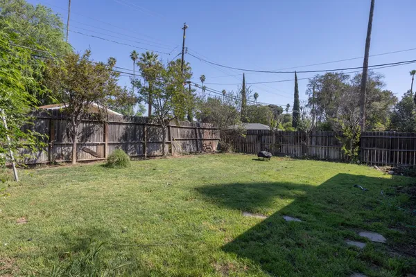 $379,800 | 3463 East Kerckhoff Avenue, Fresno, CA 93702