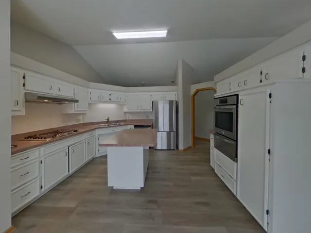 $2,819 | 1503 Palomino Trail, Eagan, MN 55122