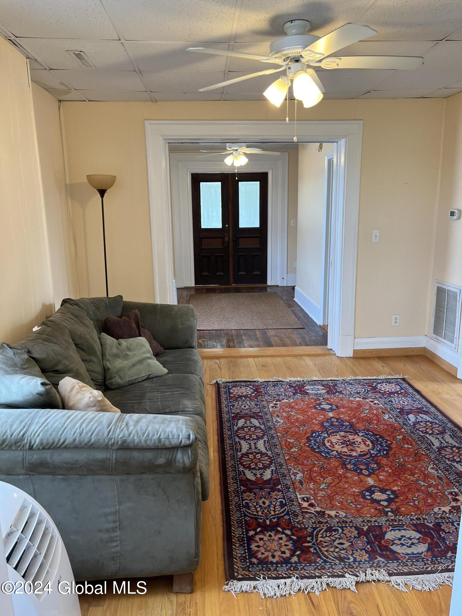 365 3rd Street, Unit 3 Troy, NY 12180 - Photo 2 of 7 IMG_1416