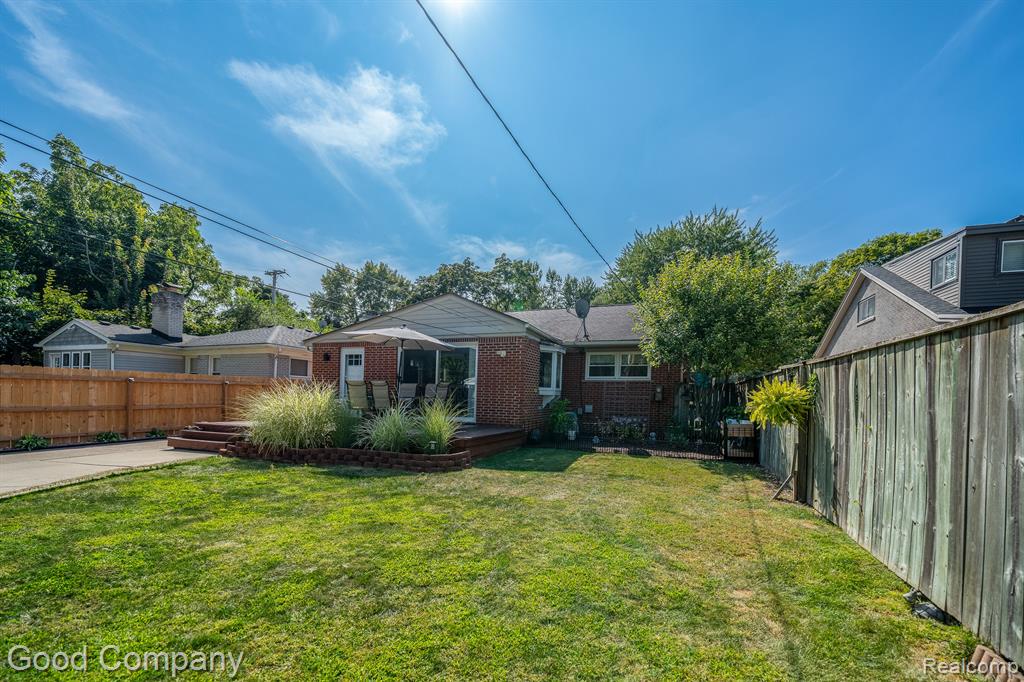 3404 Durham Road Royal Oak, MI 48073 - Photo 32 of 39 Gallery Image 32