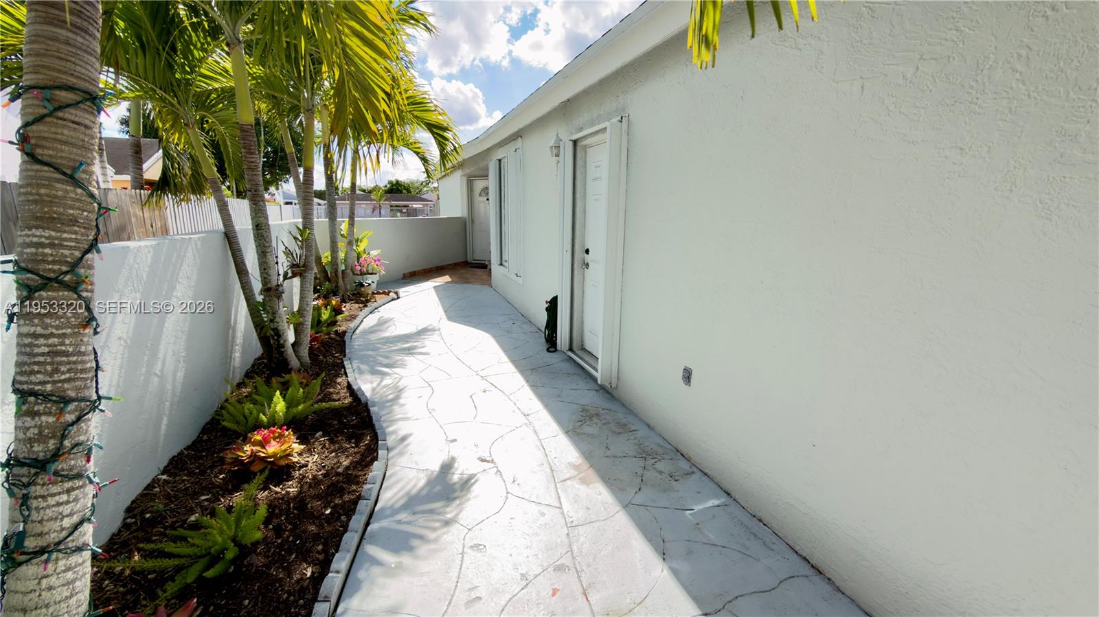 7220 Southwest 149th Court Miami, FL 33193 - Photo 4 of 36