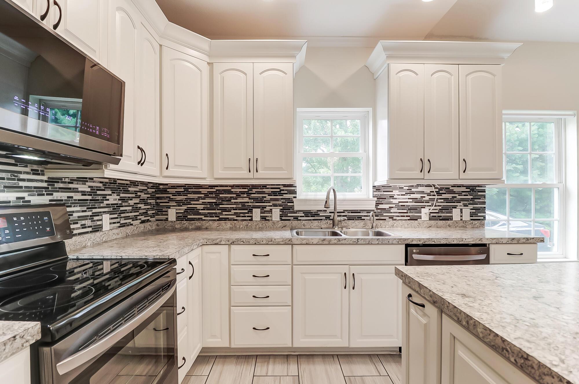 1434 Bickel Church Road Northeast Baltimore, OH 43105 - Photo 29 of 57 In-Law Suite, Kitchen - 1434 Bickel Church Road NE, Baltimore, OH 43105