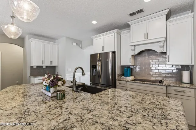 $575,000 | 97382 Harbor Concourse Circle, Fernandina Beach, FL 32034