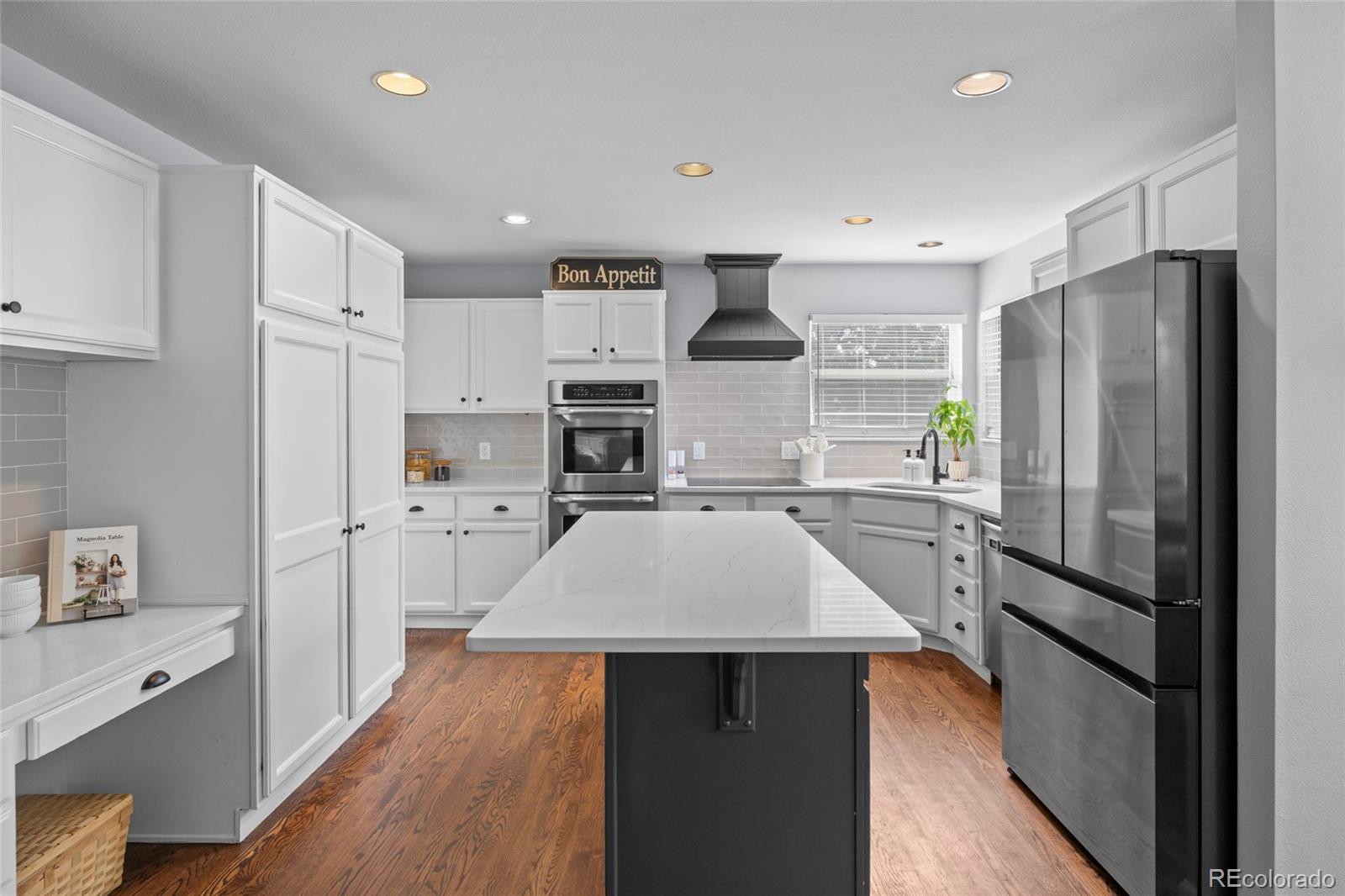 617 Huntington Place Highlands Ranch, CO 80126 - Photo 12 of 49 Gallery Image 12