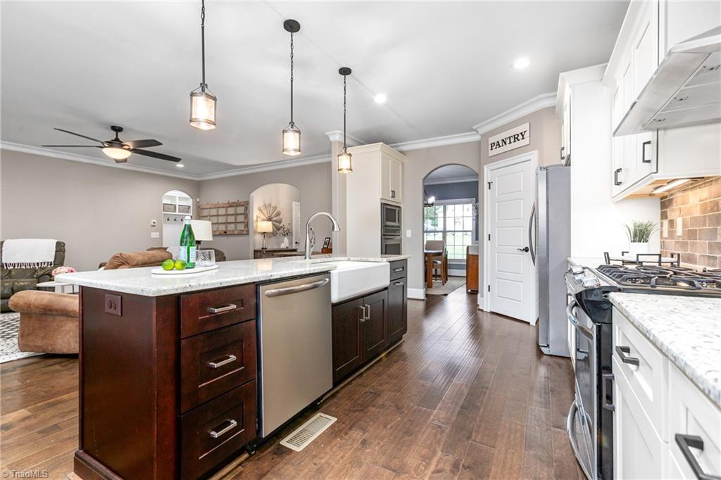 7117 Rae Farms Way Greensboro, NC 27455 - Photo 12 of 50 Gallery Image 12