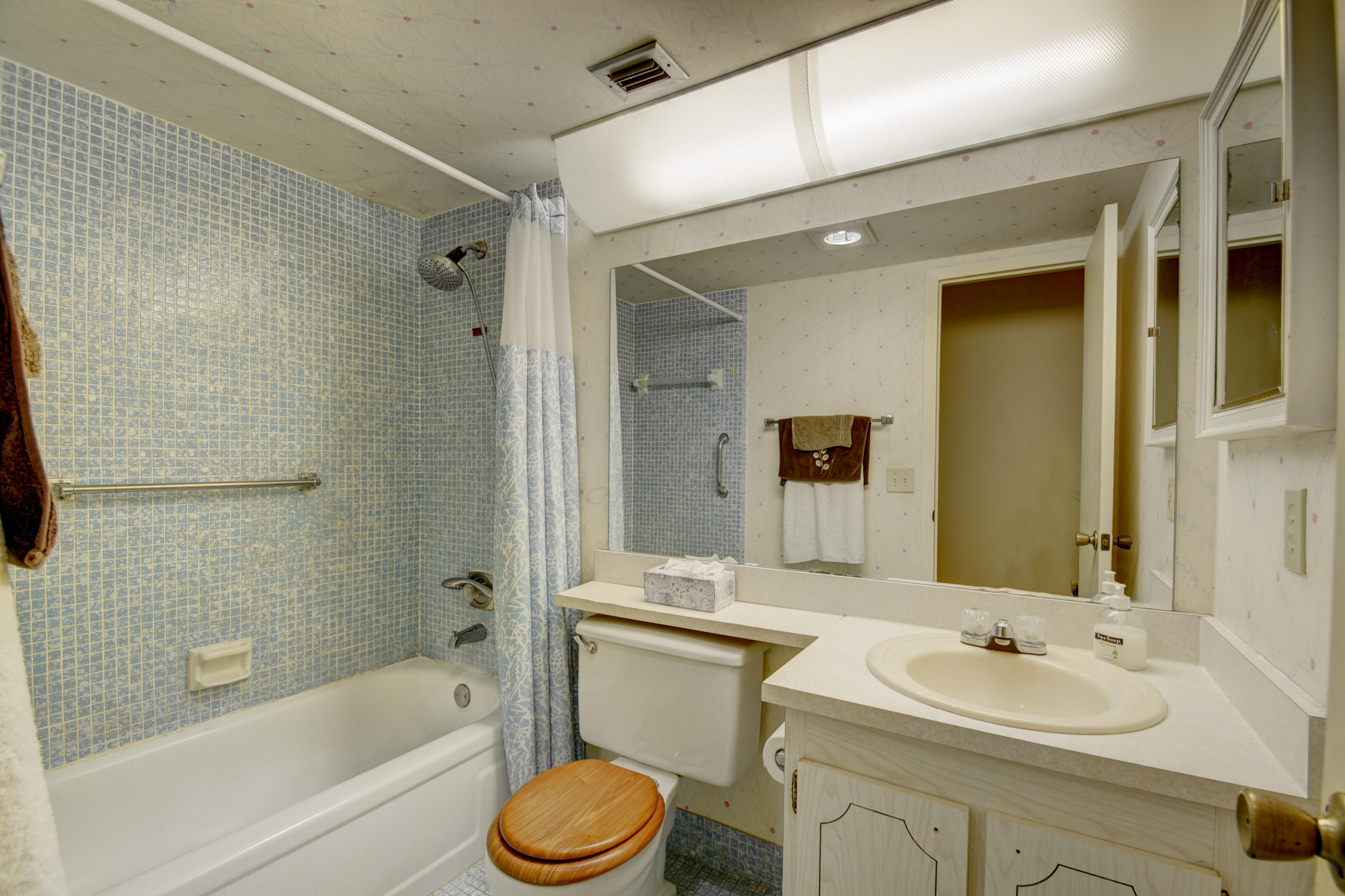 329 Preston F, Unit H Boca Raton, FL 33434 - Photo 6 of 25 16_virtuals1 (16)