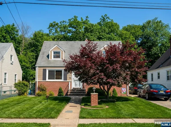 $629,000 | 1255 Tuxedo Square, Teaneck, NJ 07666