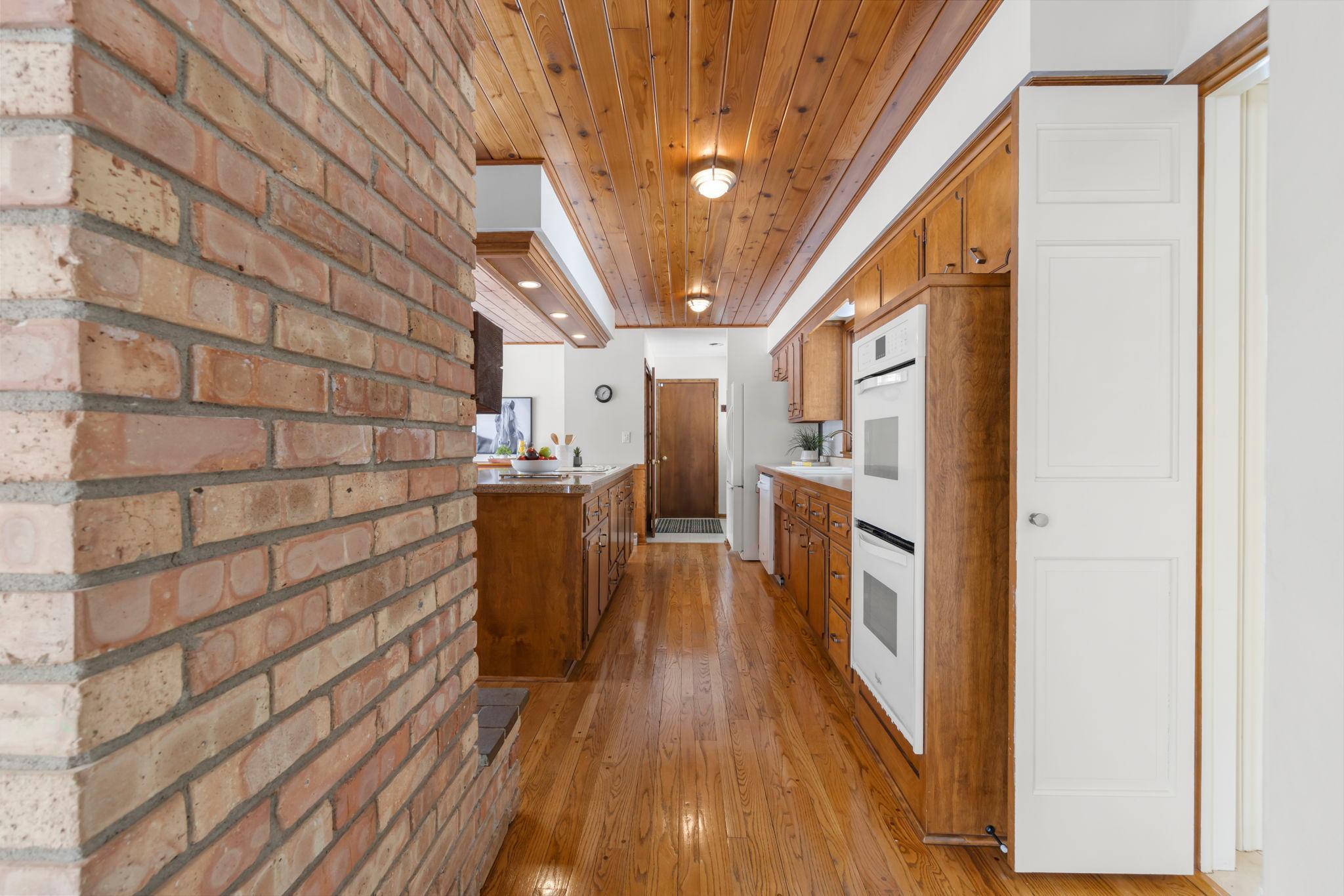 21 North Oaks Road North Oaks, MN 55127 - Photo 24 of 62